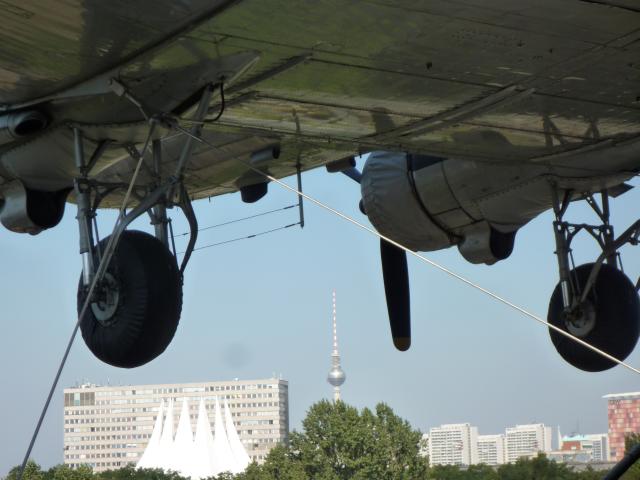 sonnenschirm-rosinenbomber